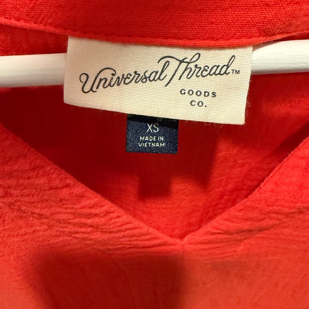 Universal Thread Bright Red V-Neck Top - Picture 8 of 9